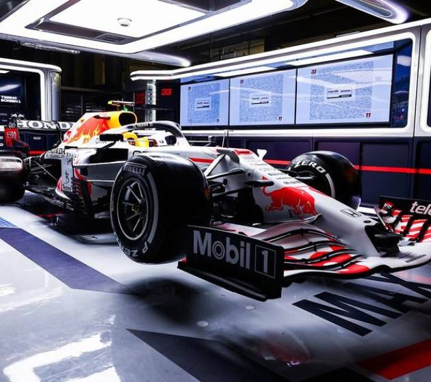 pmarkevicius Mobil 1 Red Bull partneryste